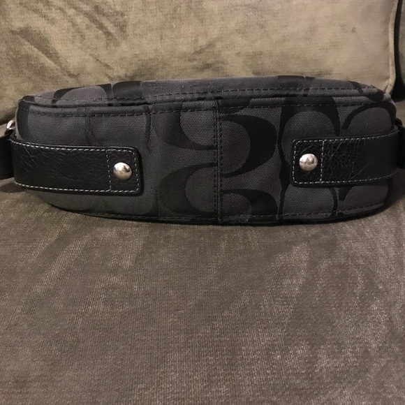 Coach black hobo style F12657 - Picture 3 of 7